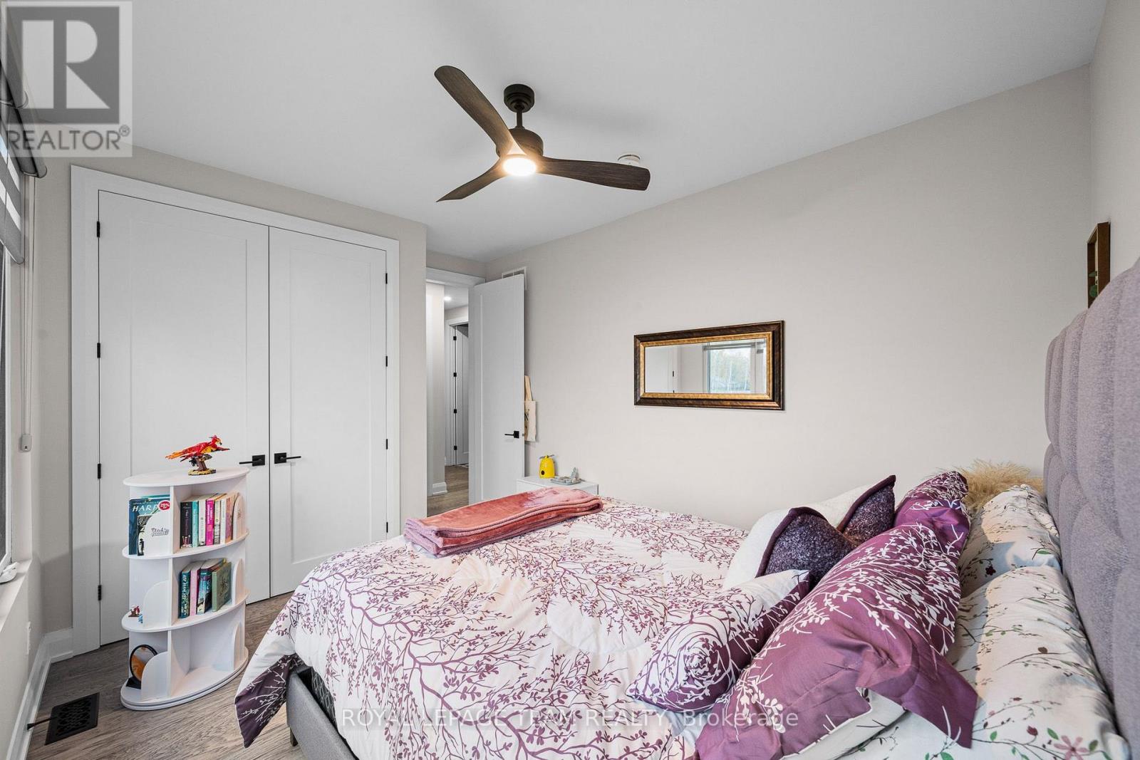 15 Rideau Crossing Crescent Property Photo 34