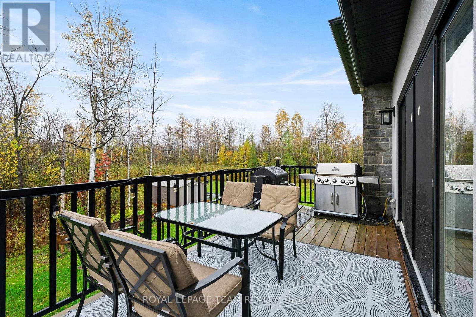 15 Rideau Crossing Crescent Property Photo 40