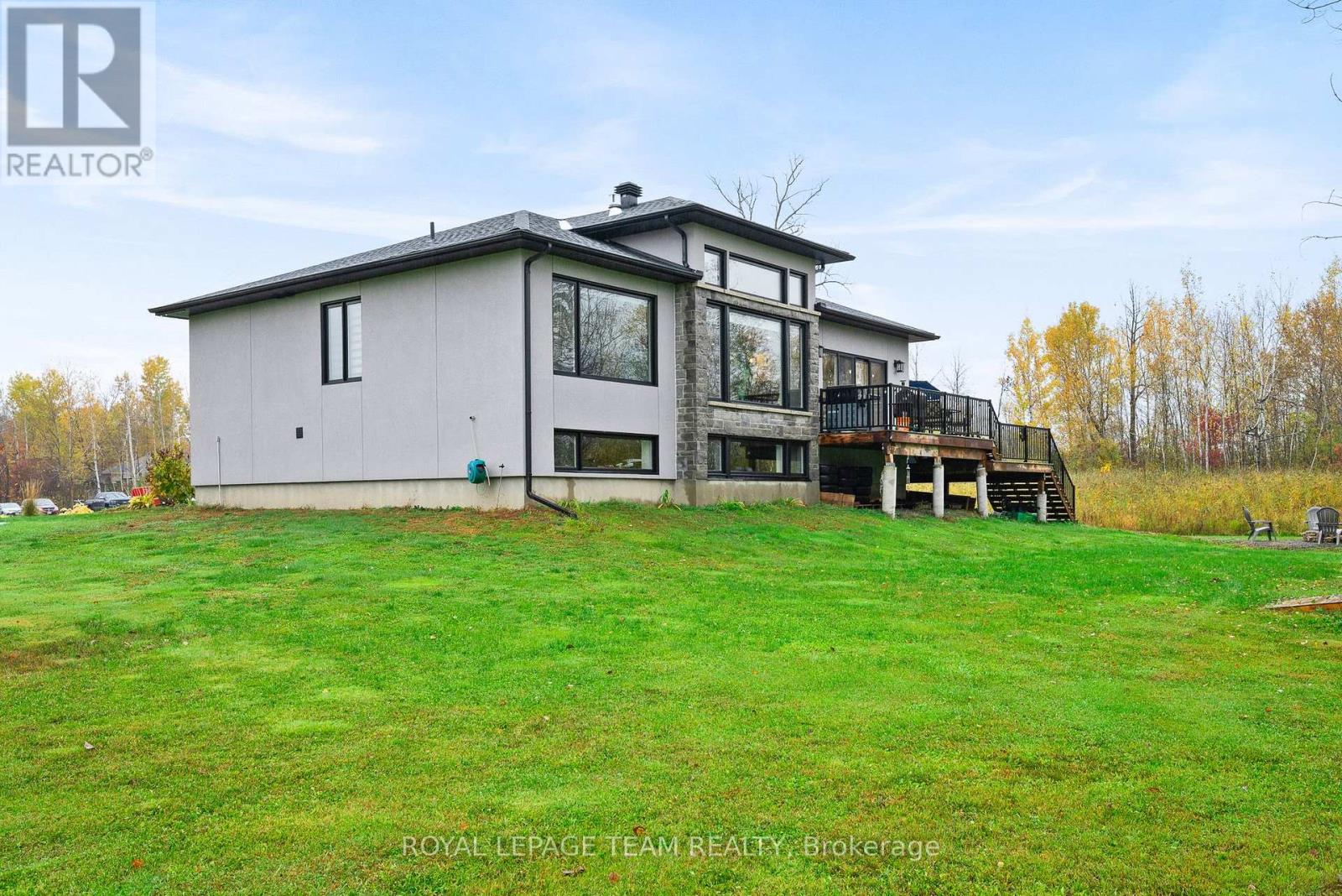 15 Rideau Crossing Crescent Property Photo 46