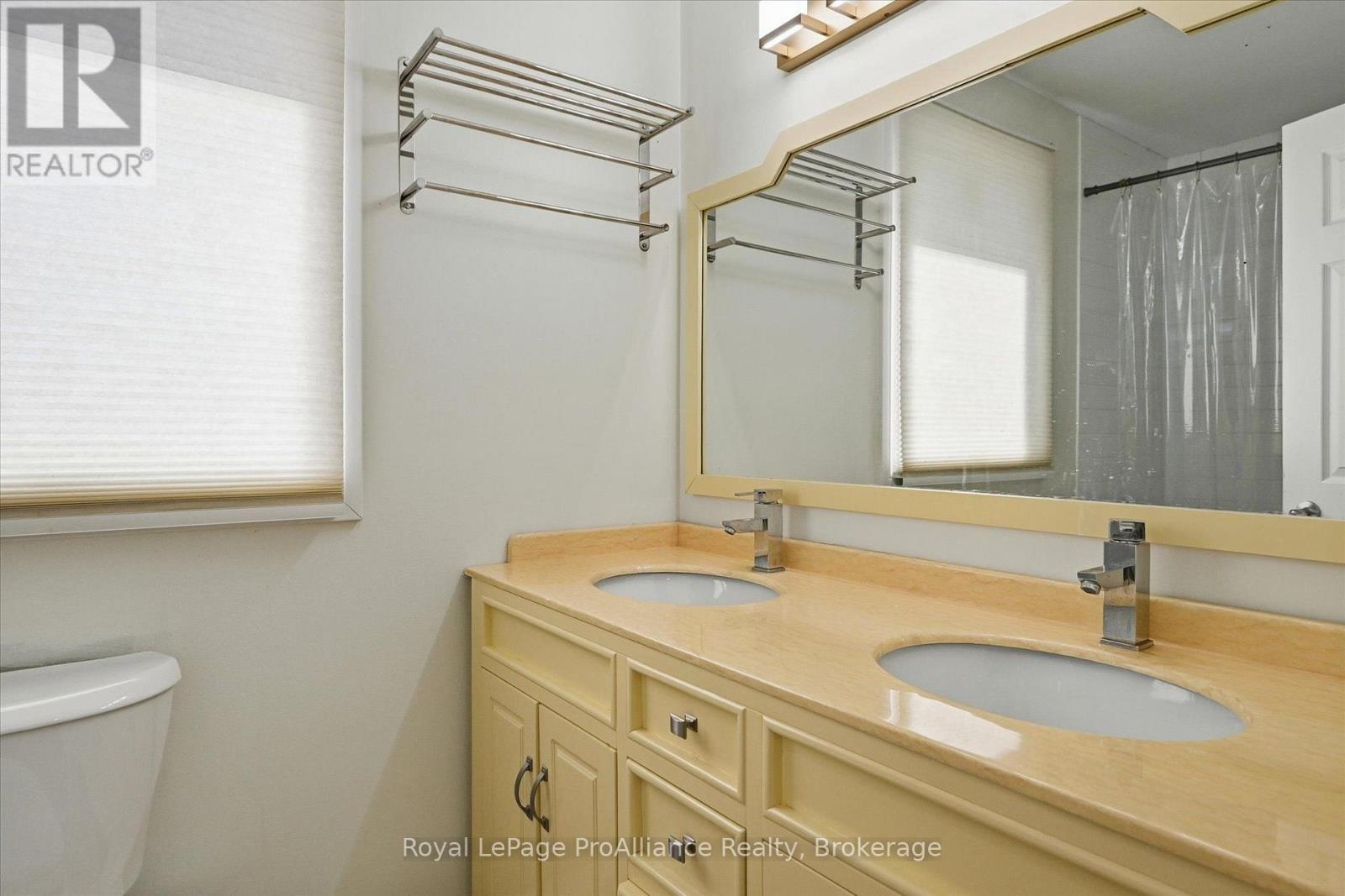 1316 Scollard Drive Property Photo 37