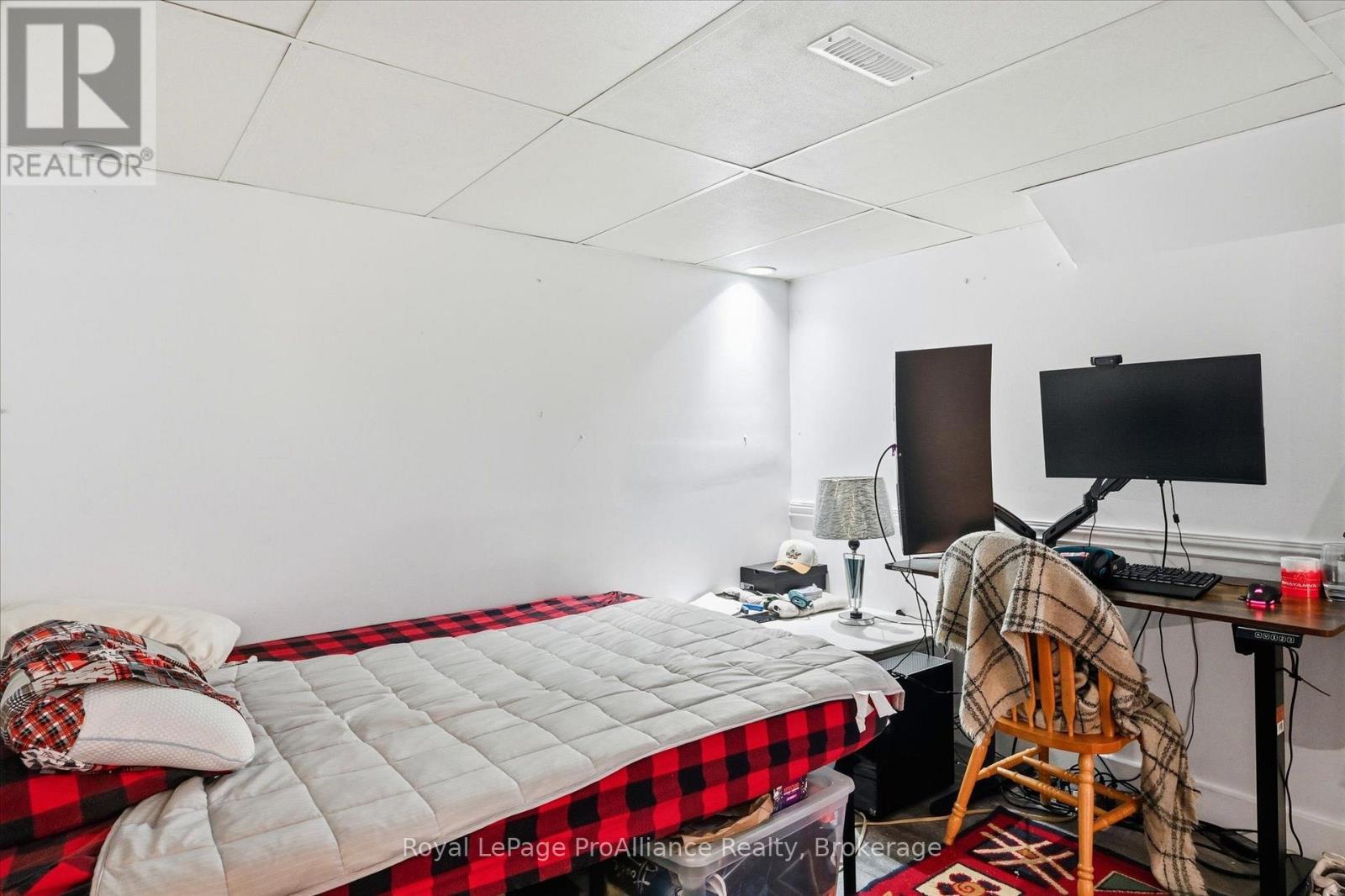 1316 Scollard Drive Property Photo 43