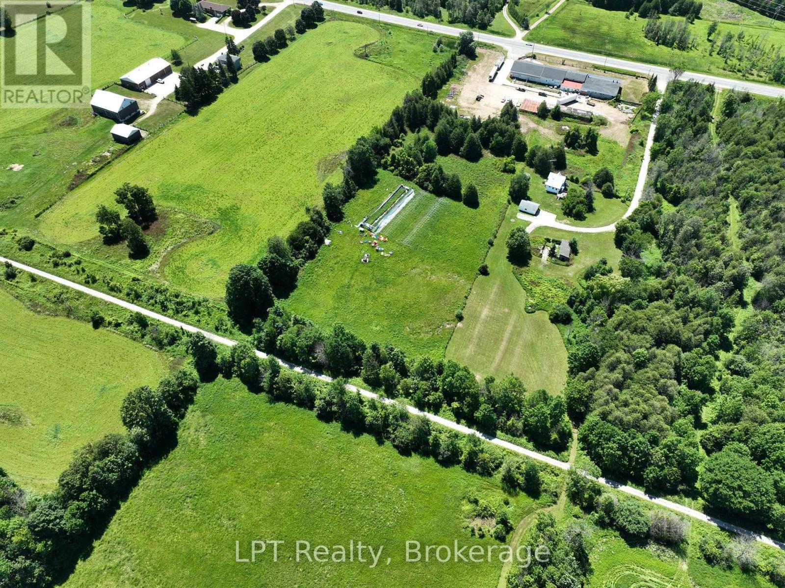 317505 Highway 6&10 Property Photo 16
