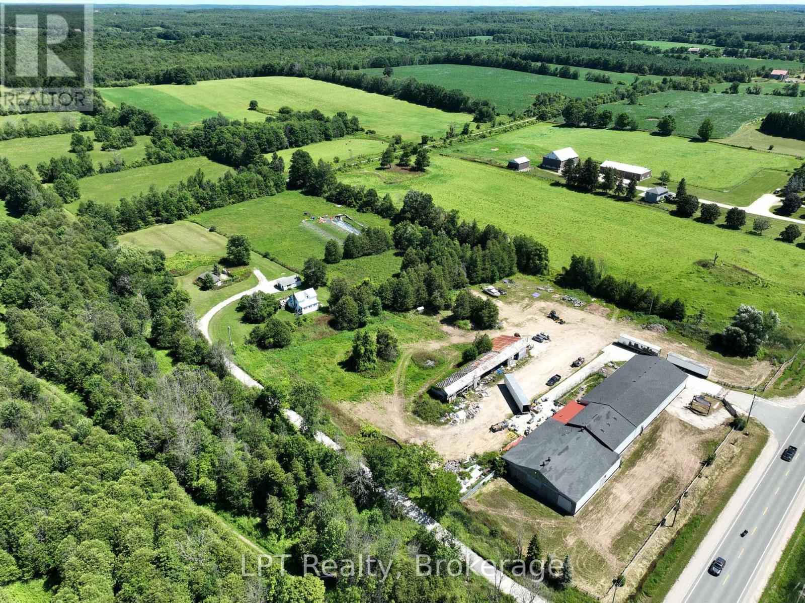 317505 Highway 6&10 Property Photo 22