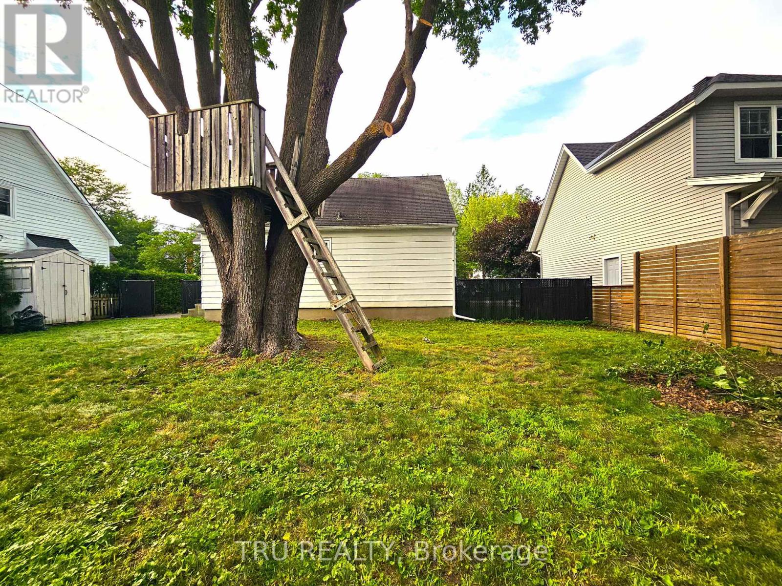 28 Arundel Avenue Property Photo 29
