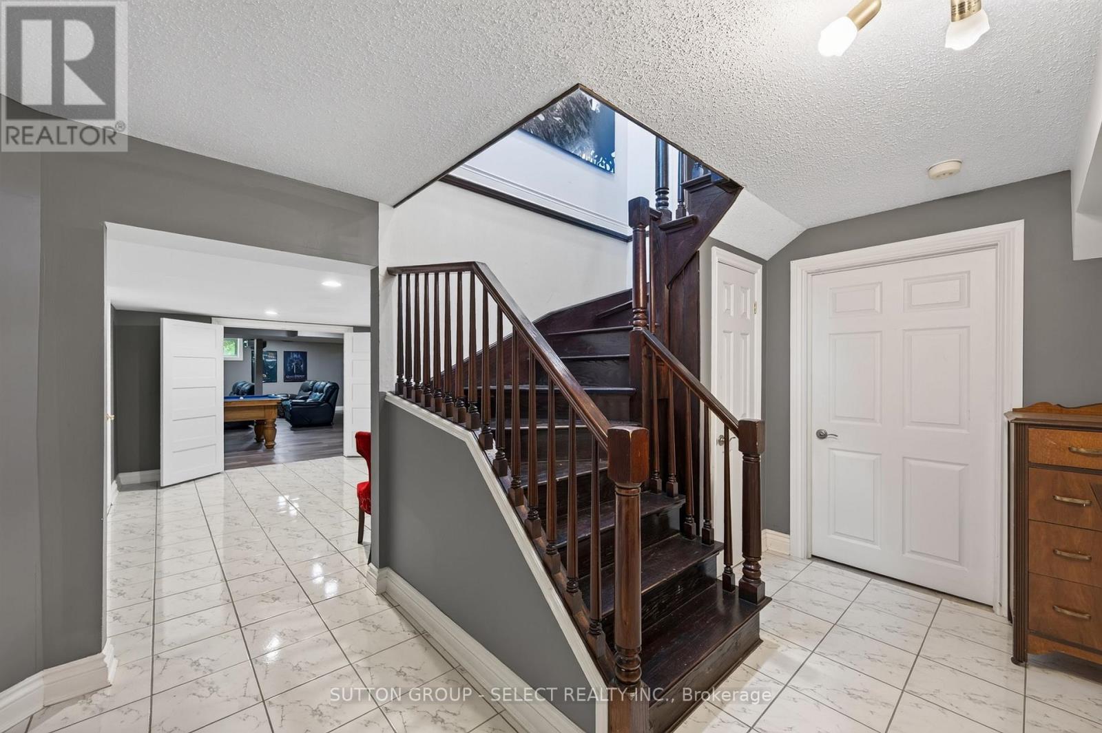 768 Franklinway Crescent Property Photo 36