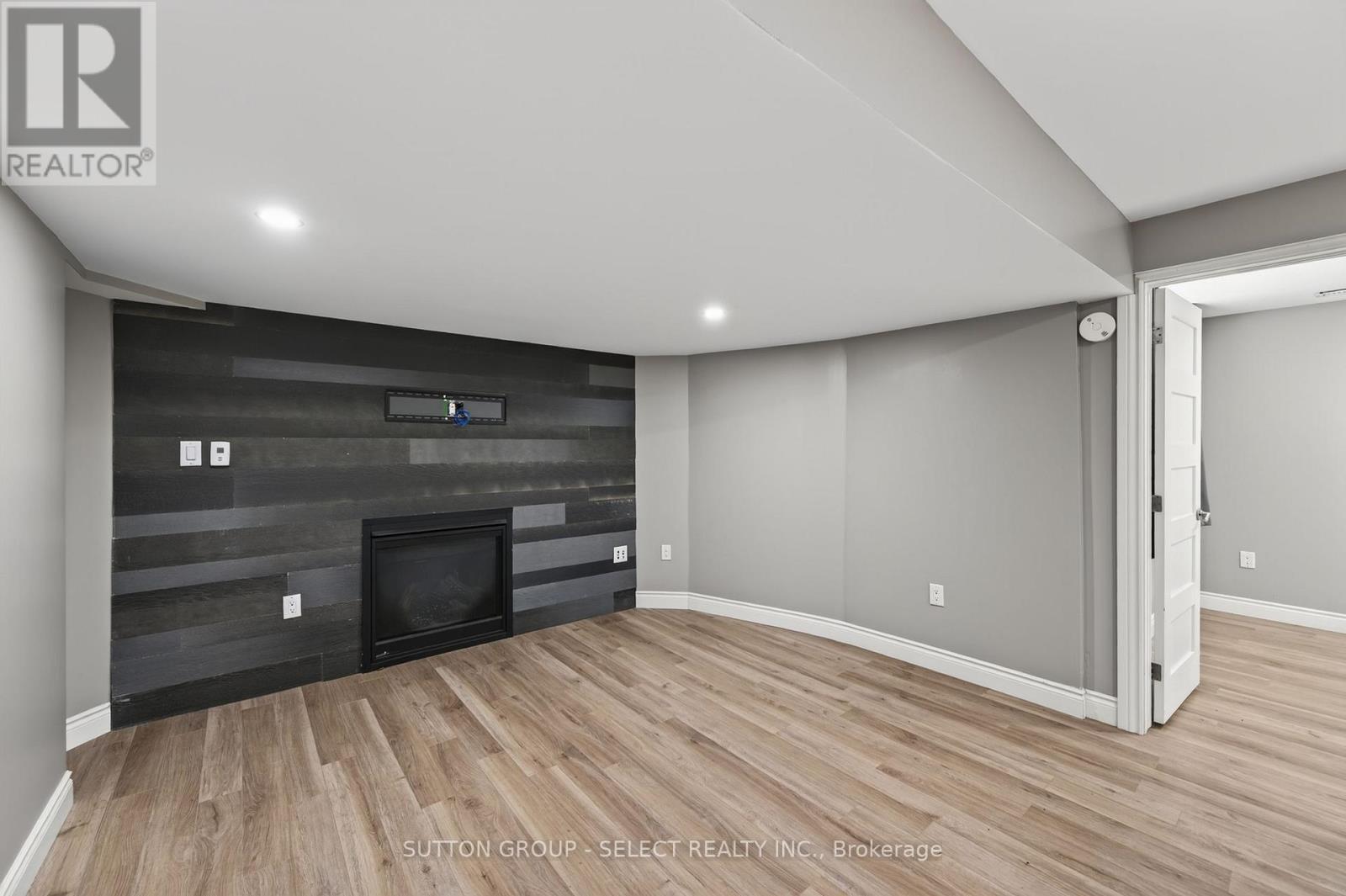 768 Franklinway Crescent Property Photo 48