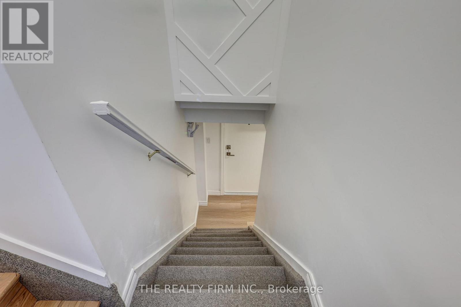 Lower - 408 Ridgewood Crescent Property Photo 1