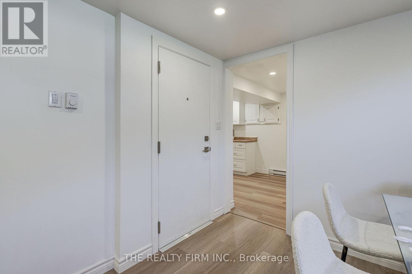 Lower - 408 Ridgewood Crescent Property Photo 3