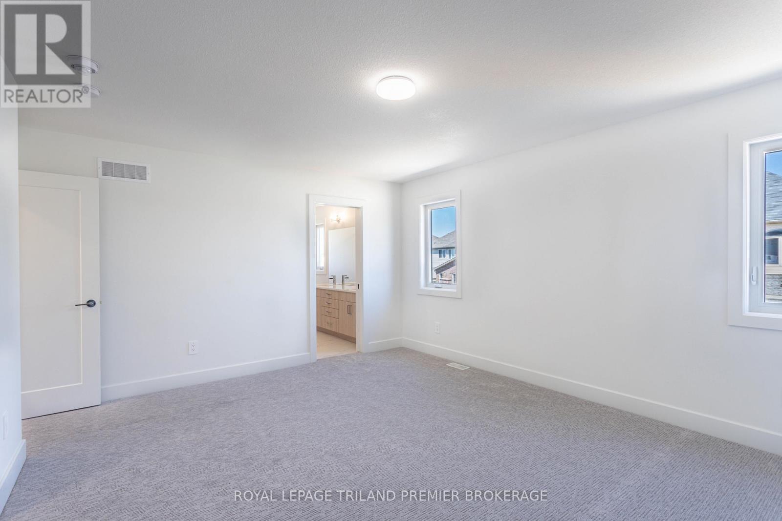 4349 Sagebrush Crescent Property Photo 20