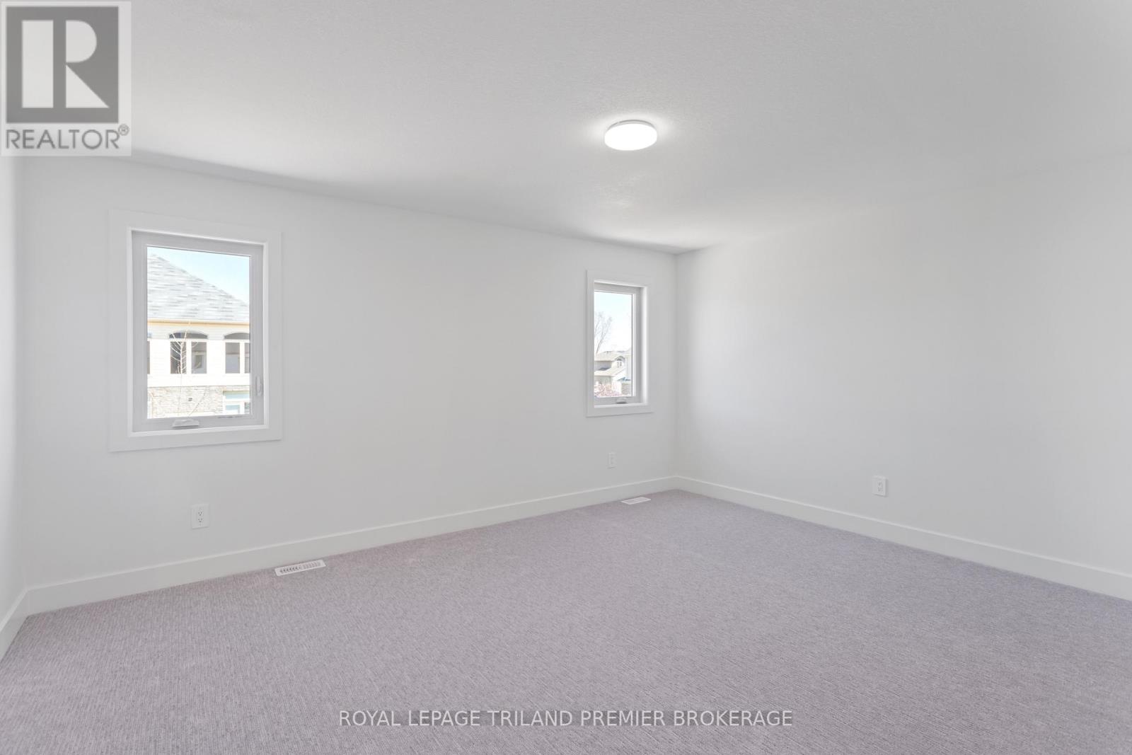 4349 Sagebrush Crescent Property Photo 23