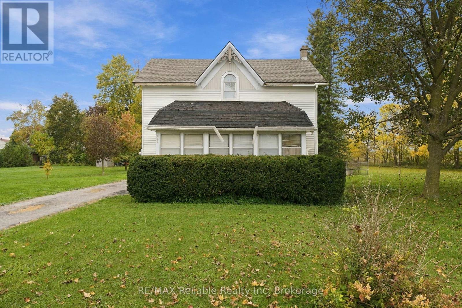 173 Main Street N Property Photo 9