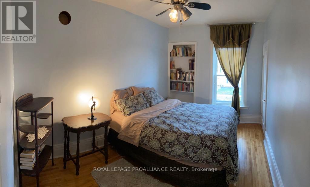 573 Homewood Avenue Property Photo 4