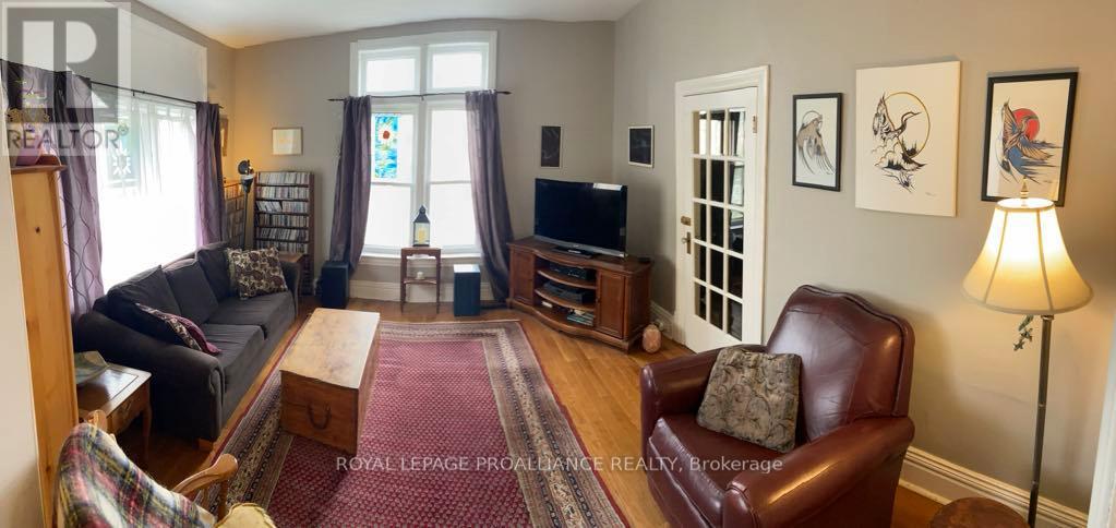 573 Homewood Avenue Property Photo 6