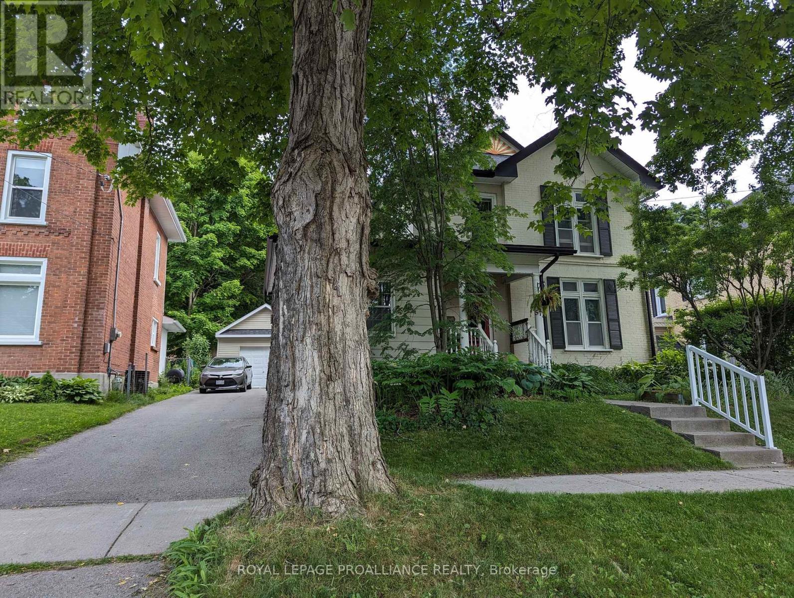573 Homewood Avenue Property Photo 10
