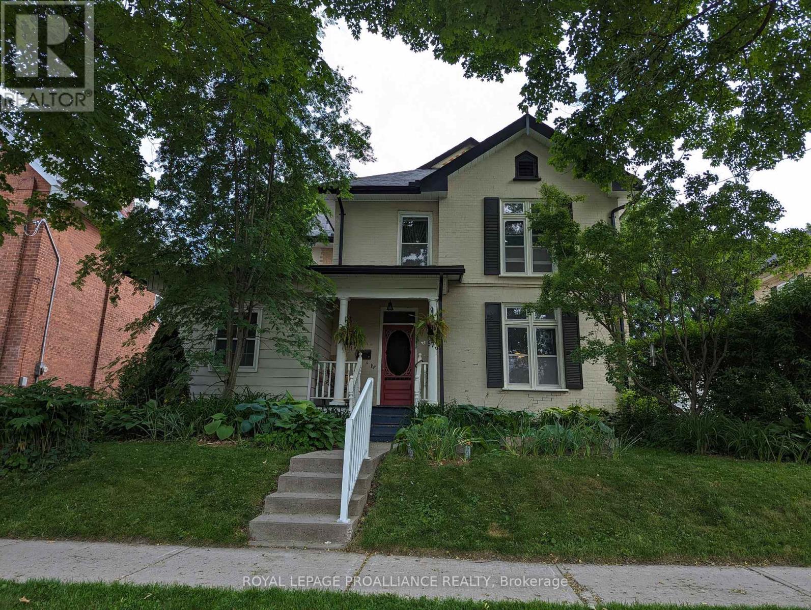 573 Homewood Avenue Property Photo 11