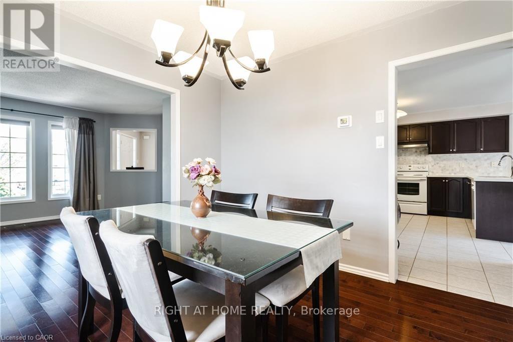 106 Moore Crescent Property Photo 12