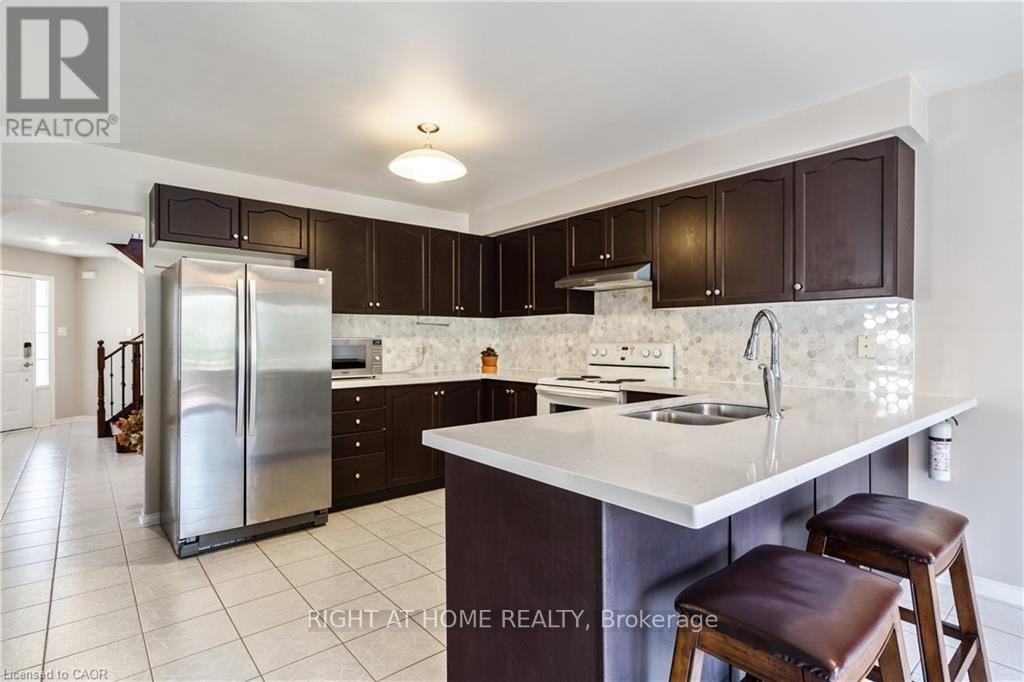 106 Moore Crescent Property Photo 14