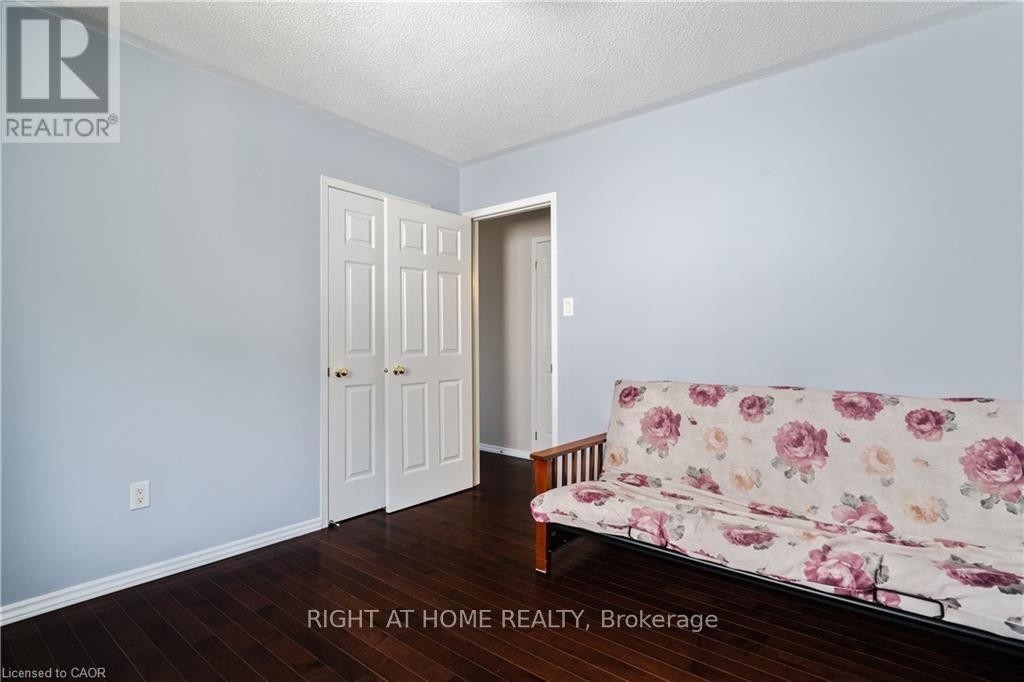 106 Moore Crescent Property Photo 37