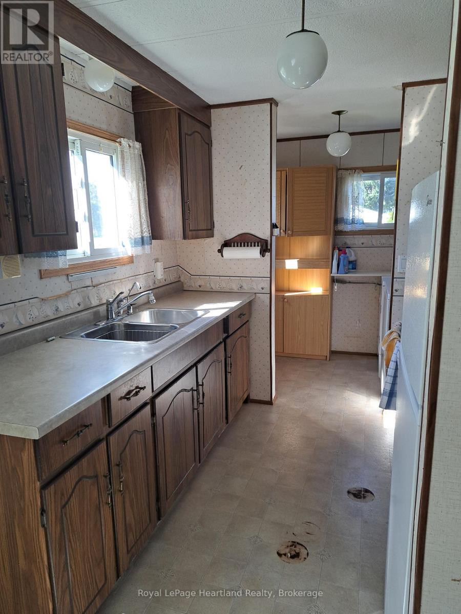 2 Velma Street Property Photo 4