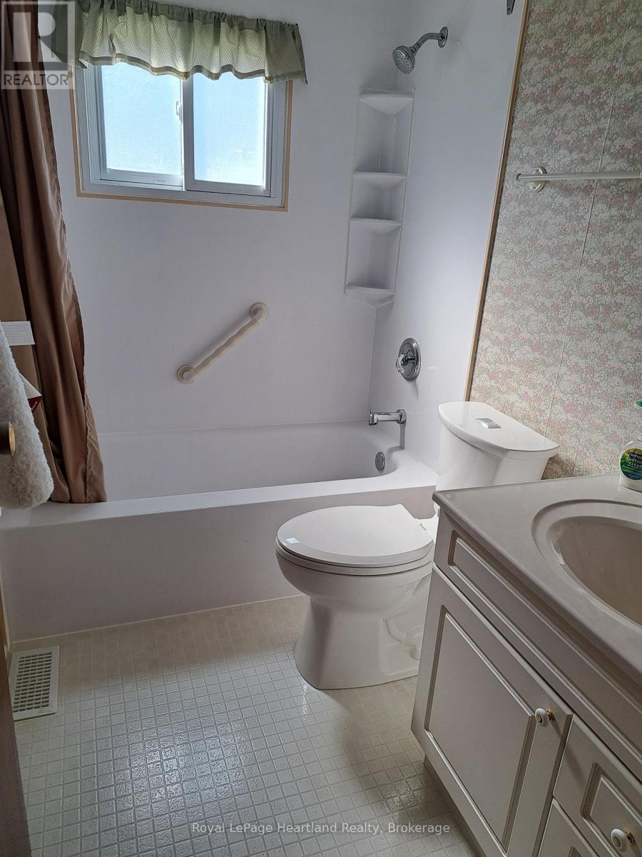 2 Velma Street Property Photo 9