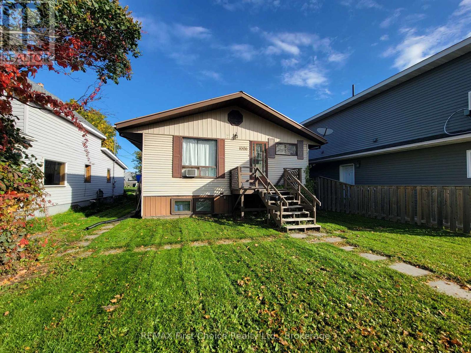 1006 SCOTT STREET Property Photo 1