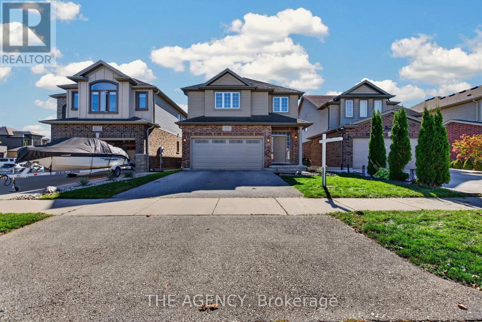 2231 Buroak Drive Property Photo 1