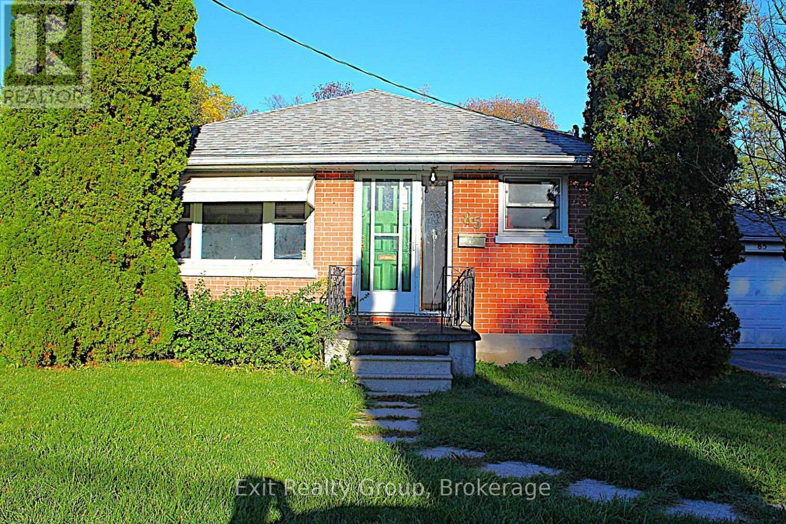 85 Wright Avenue Property Photo 1