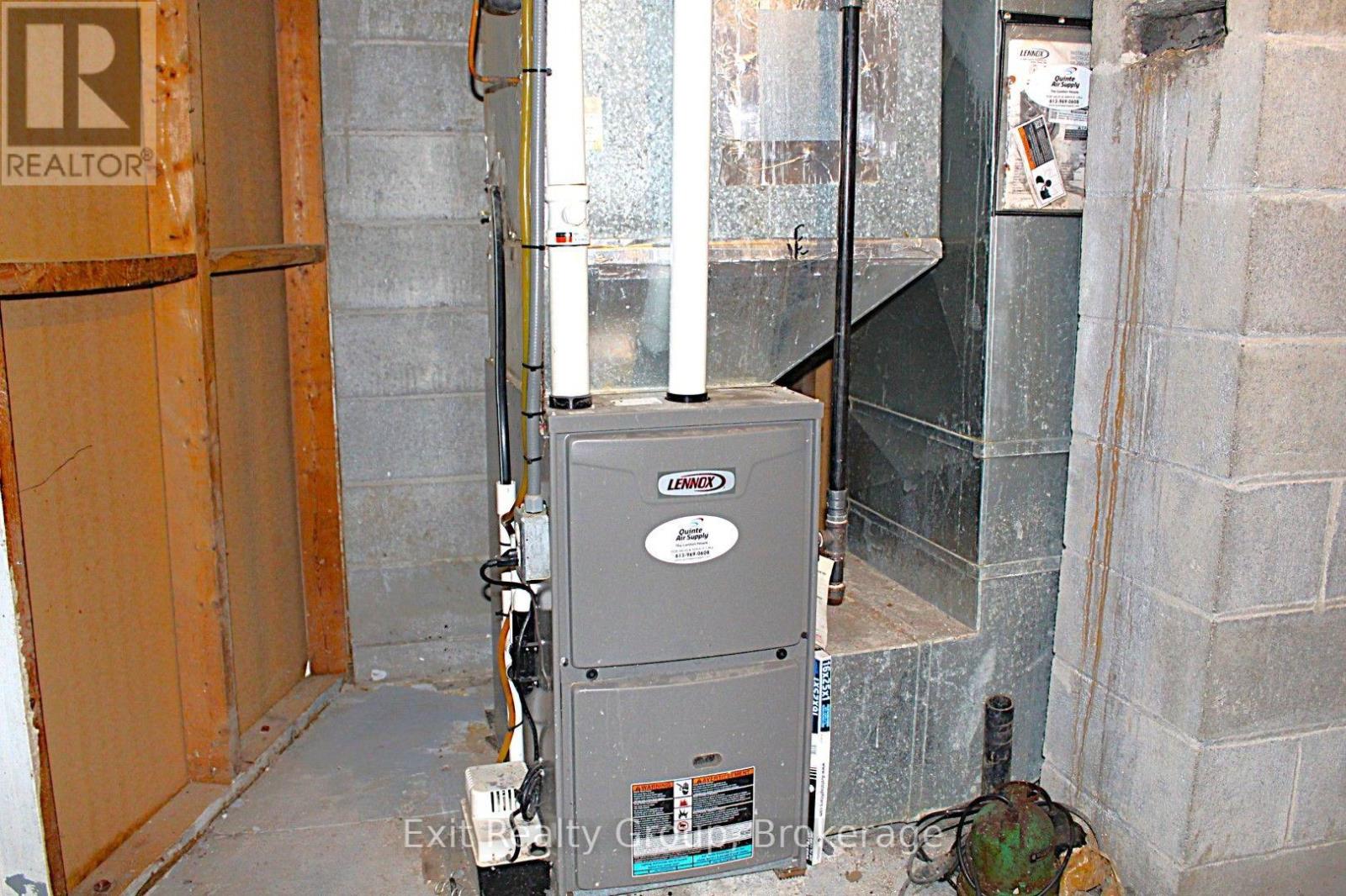 85 Wright Avenue Property Photo 7