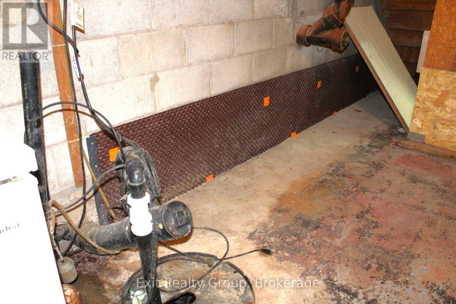 85 Wright Avenue Property Photo 8