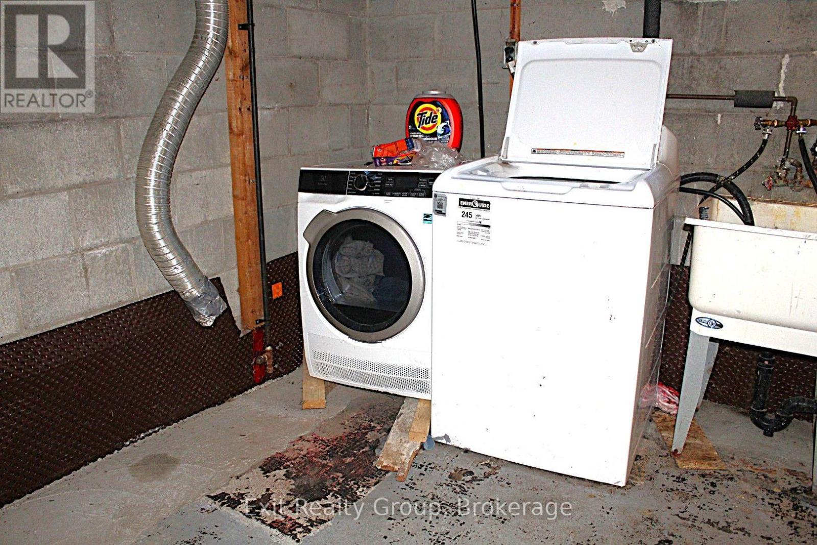 85 Wright Avenue Property Photo 10