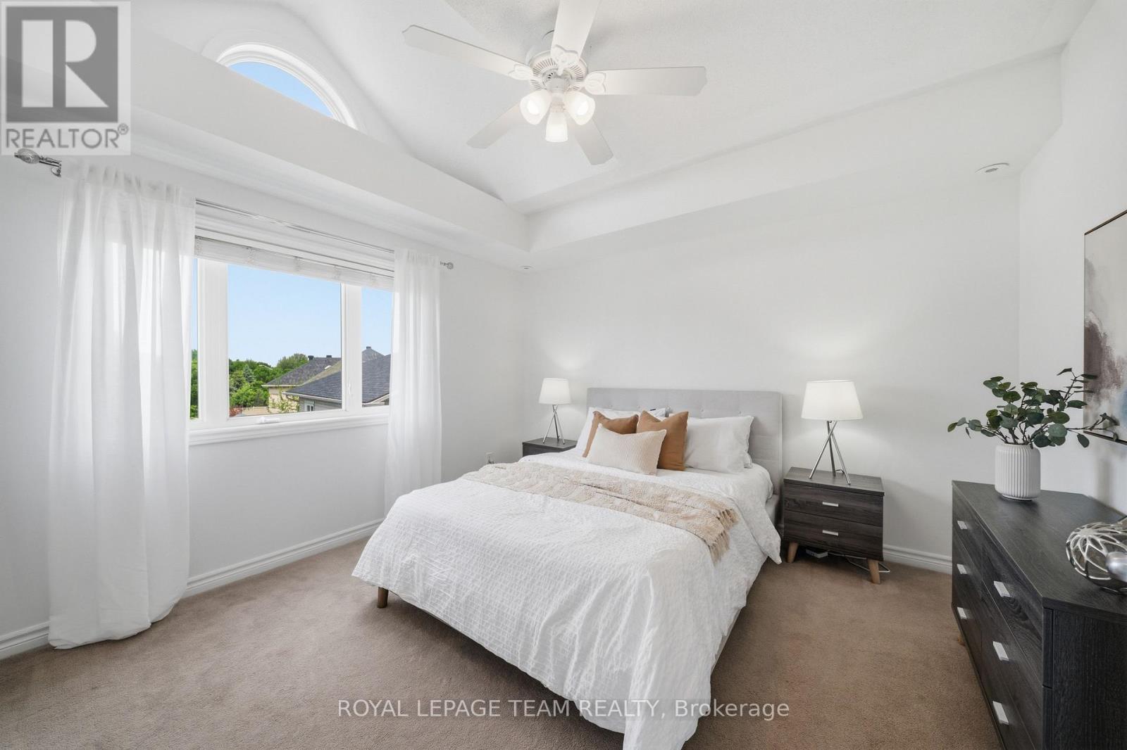 9 - 165 Waterbridge Drive Property Photo 12
