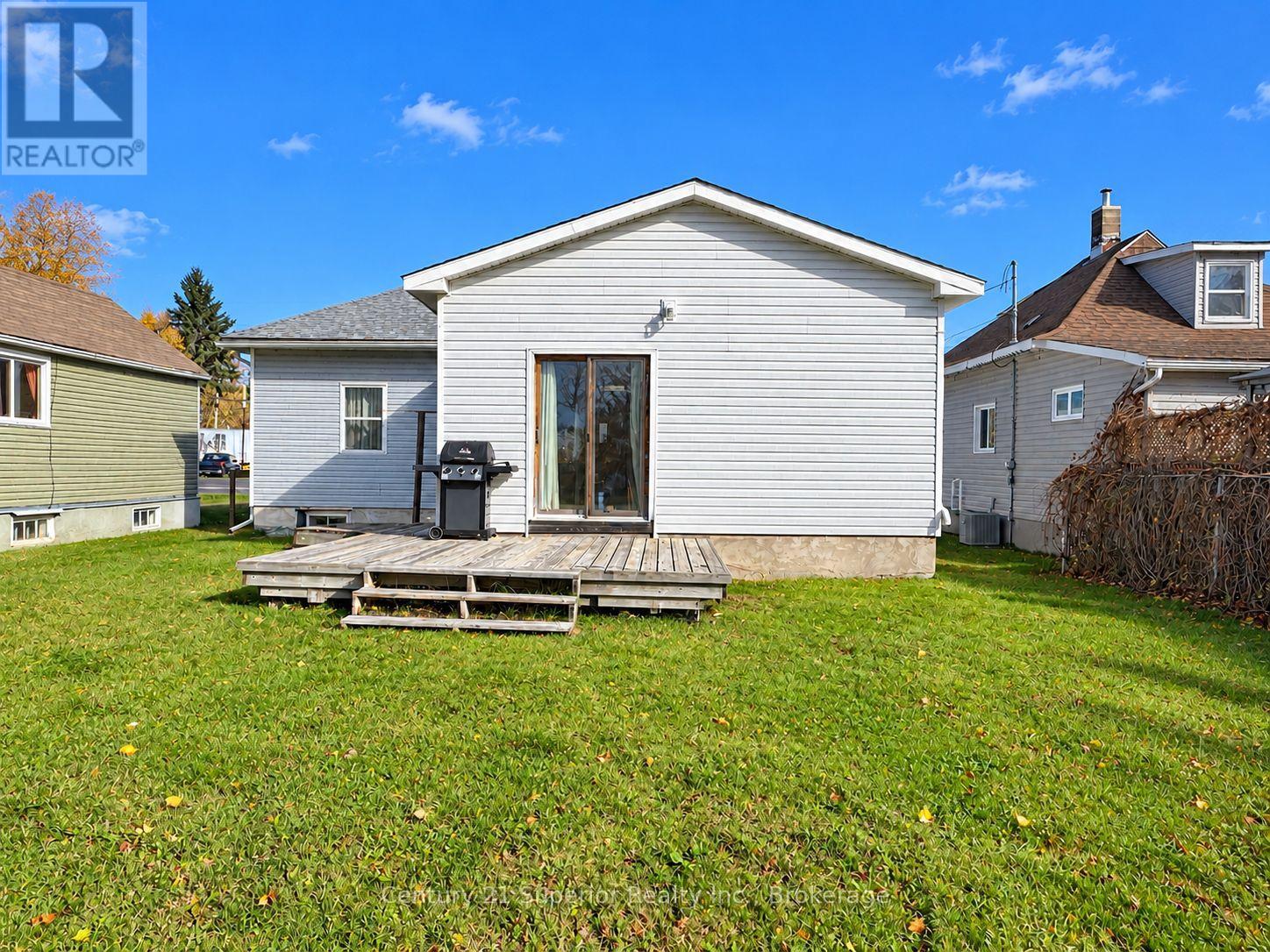 136 First Street Property Photo 49