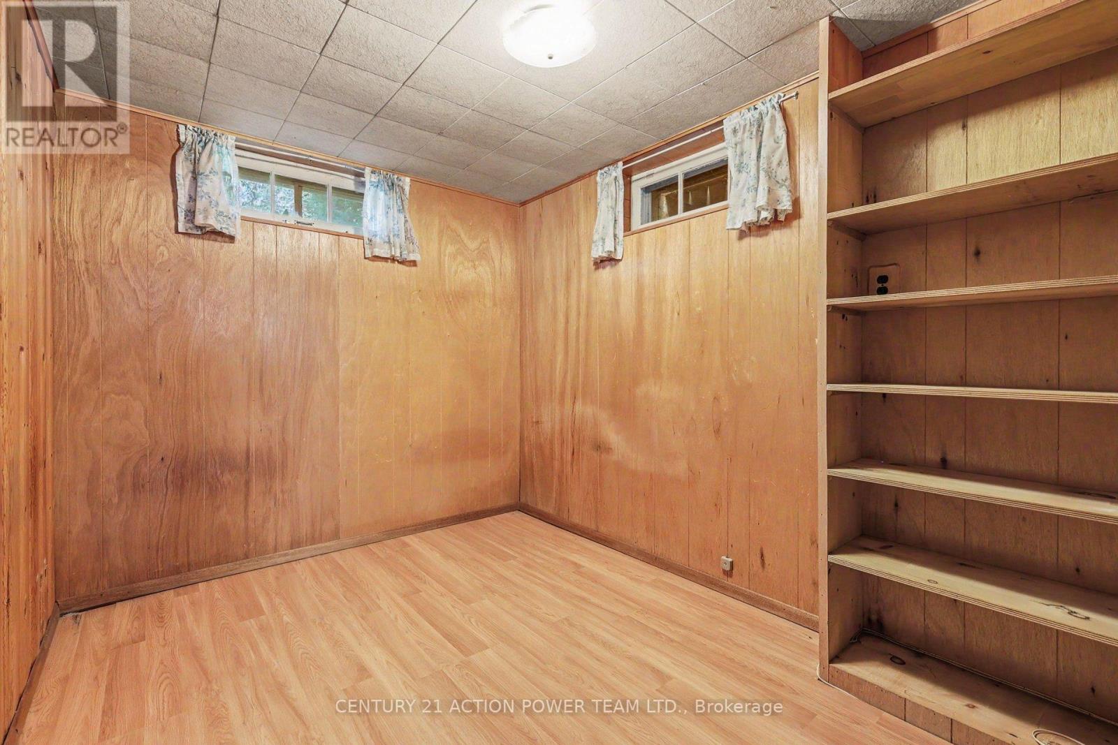 1821 Haig Drive W Property Photo 15
