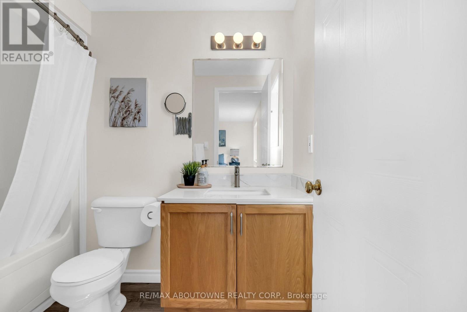 87 Houghton Street Property Photo 20