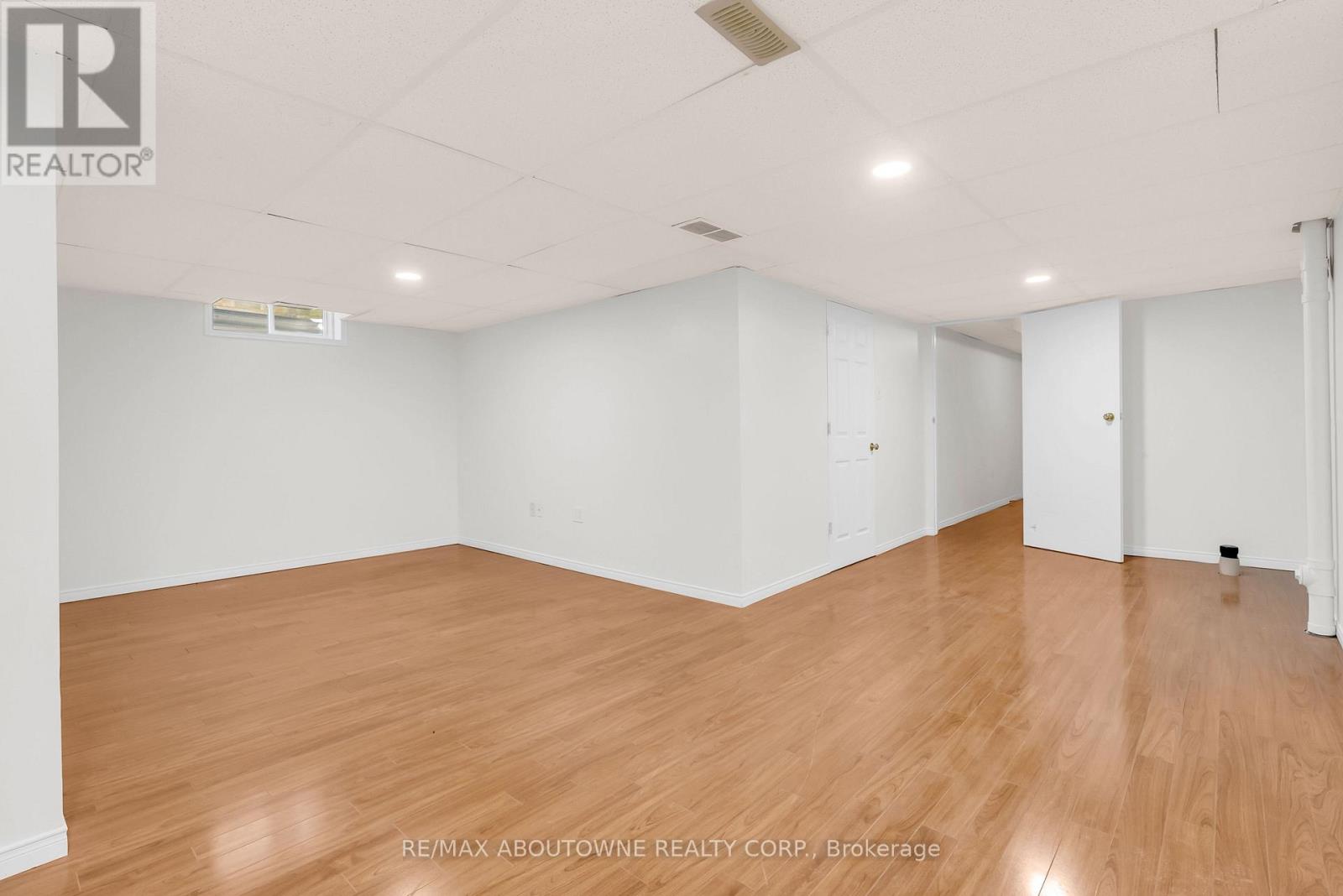 87 Houghton Street Property Photo 33