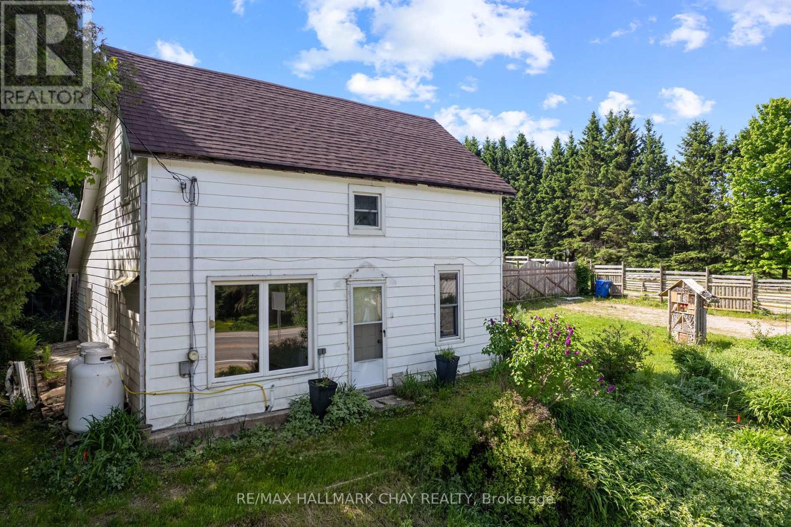 500218 Grey 12 Road Property Photo 2