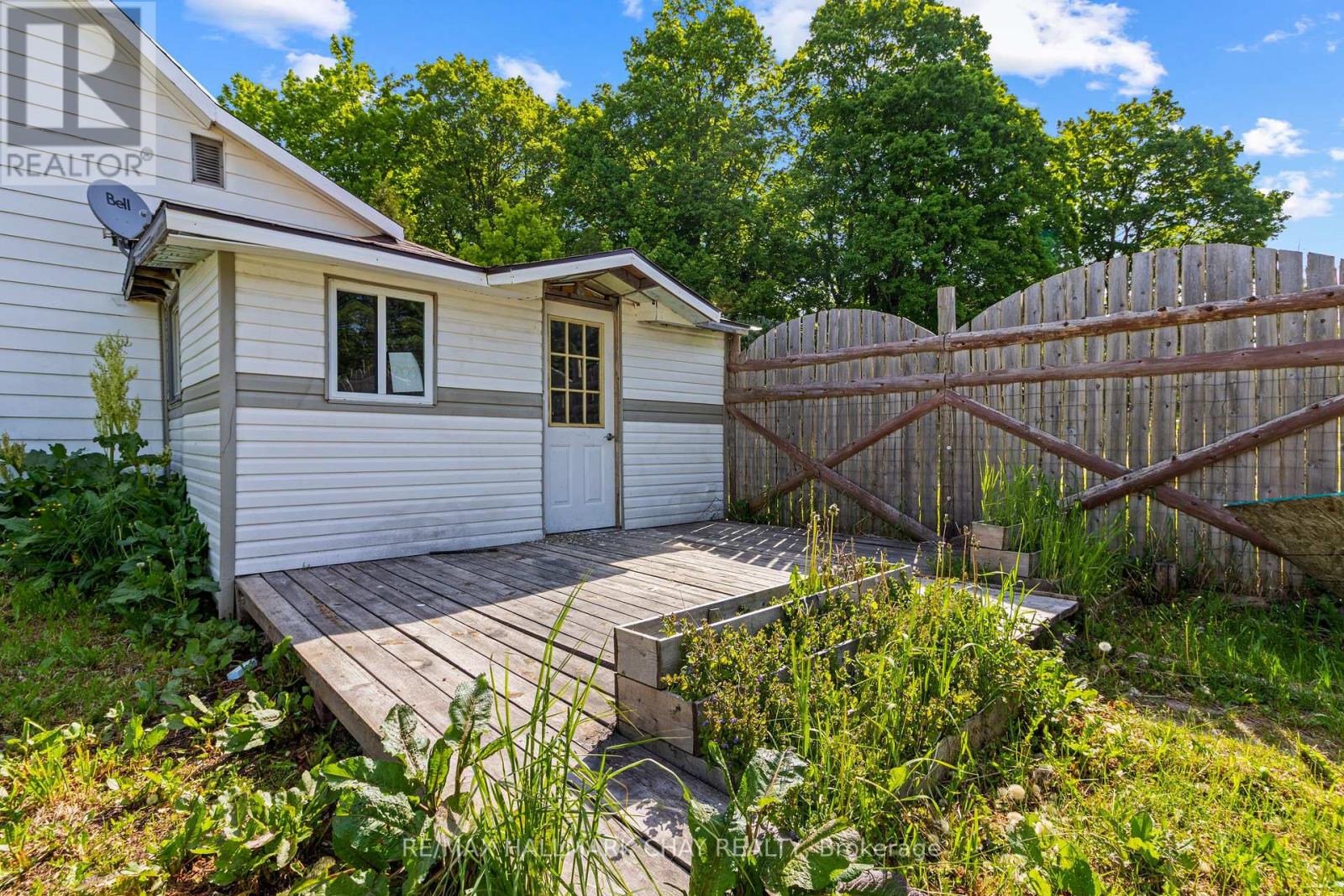 500218 Grey 12 Road Property Photo 3