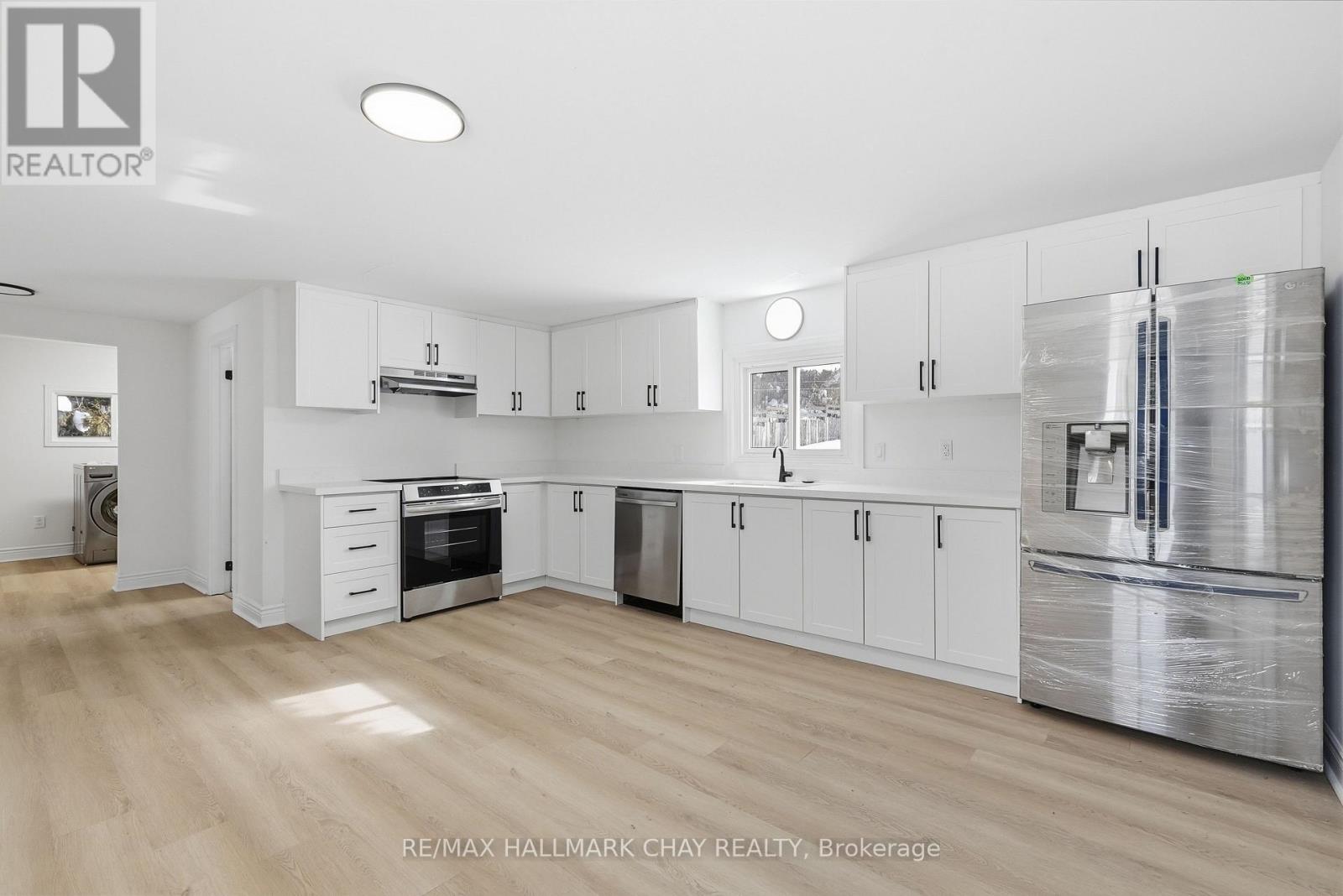 500218 Grey 12 Road Property Photo 4