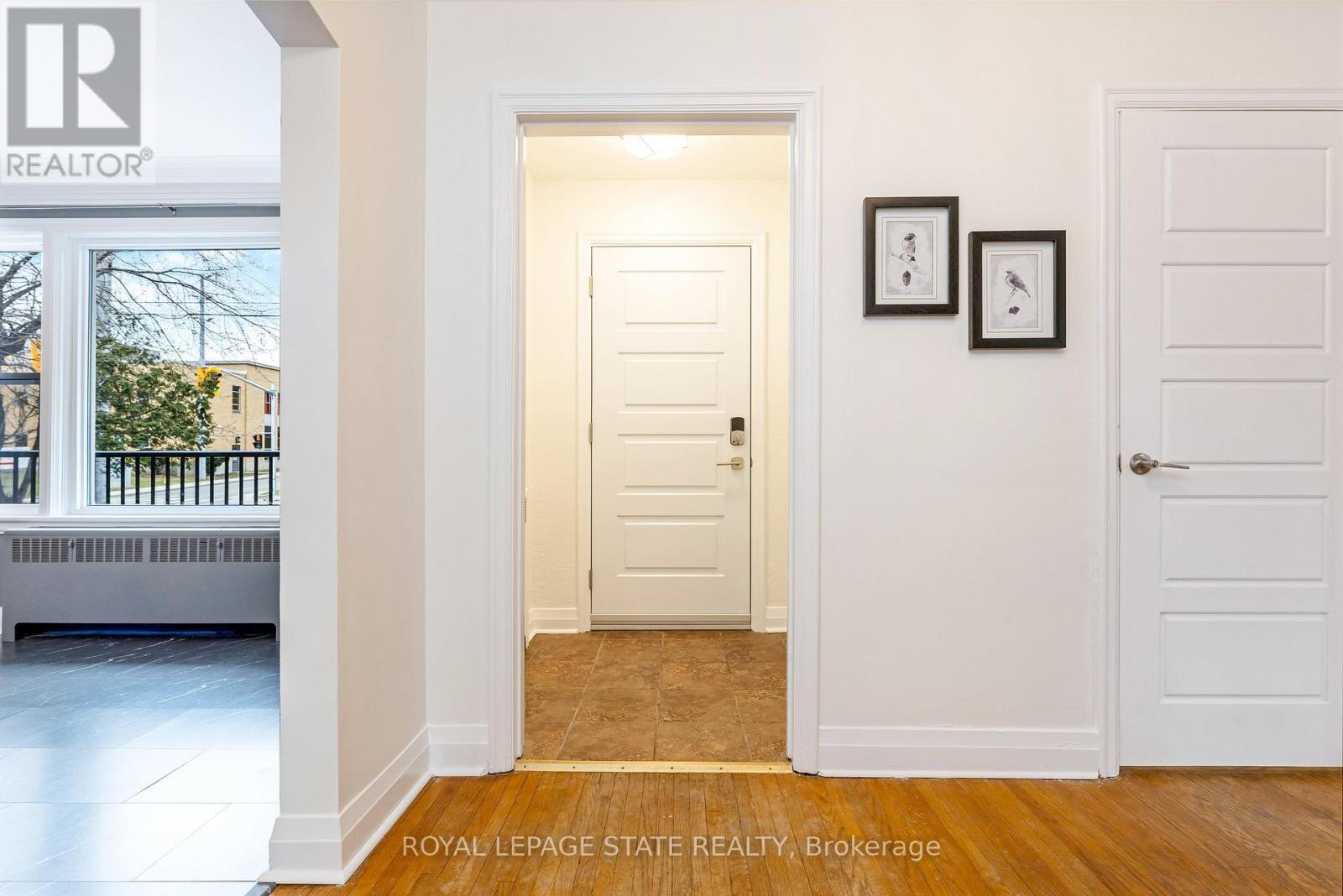 366 Aberdeen Avenue Property Photo 4