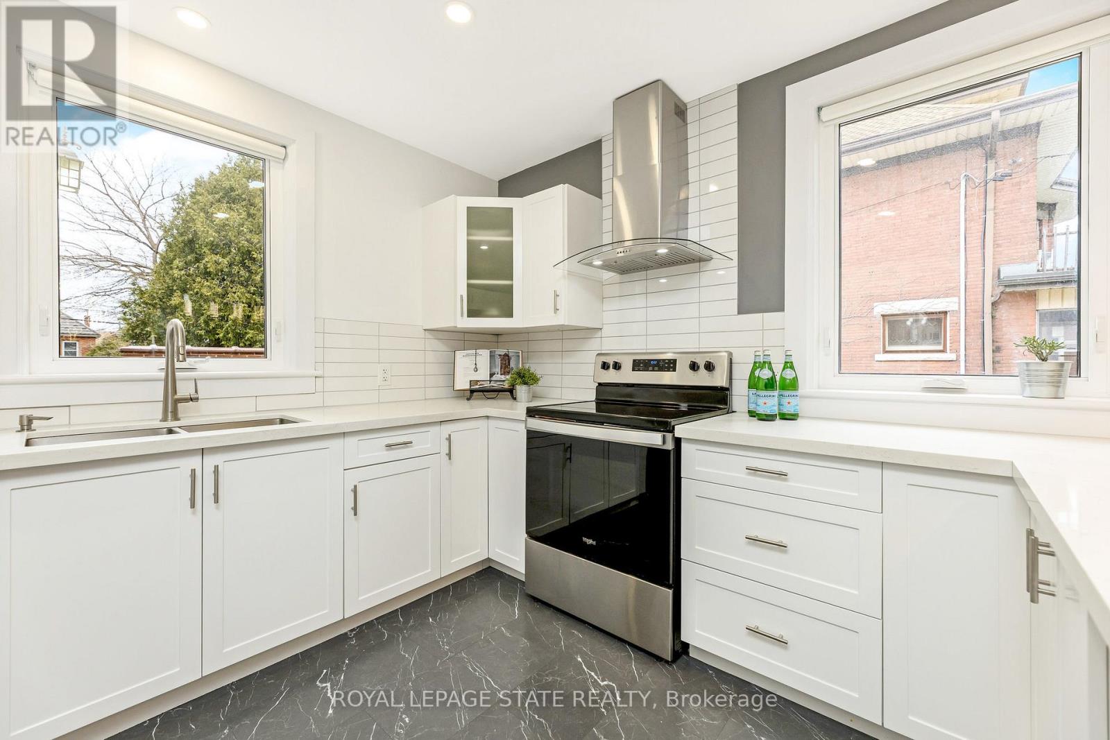 366 Aberdeen Avenue Property Photo 13