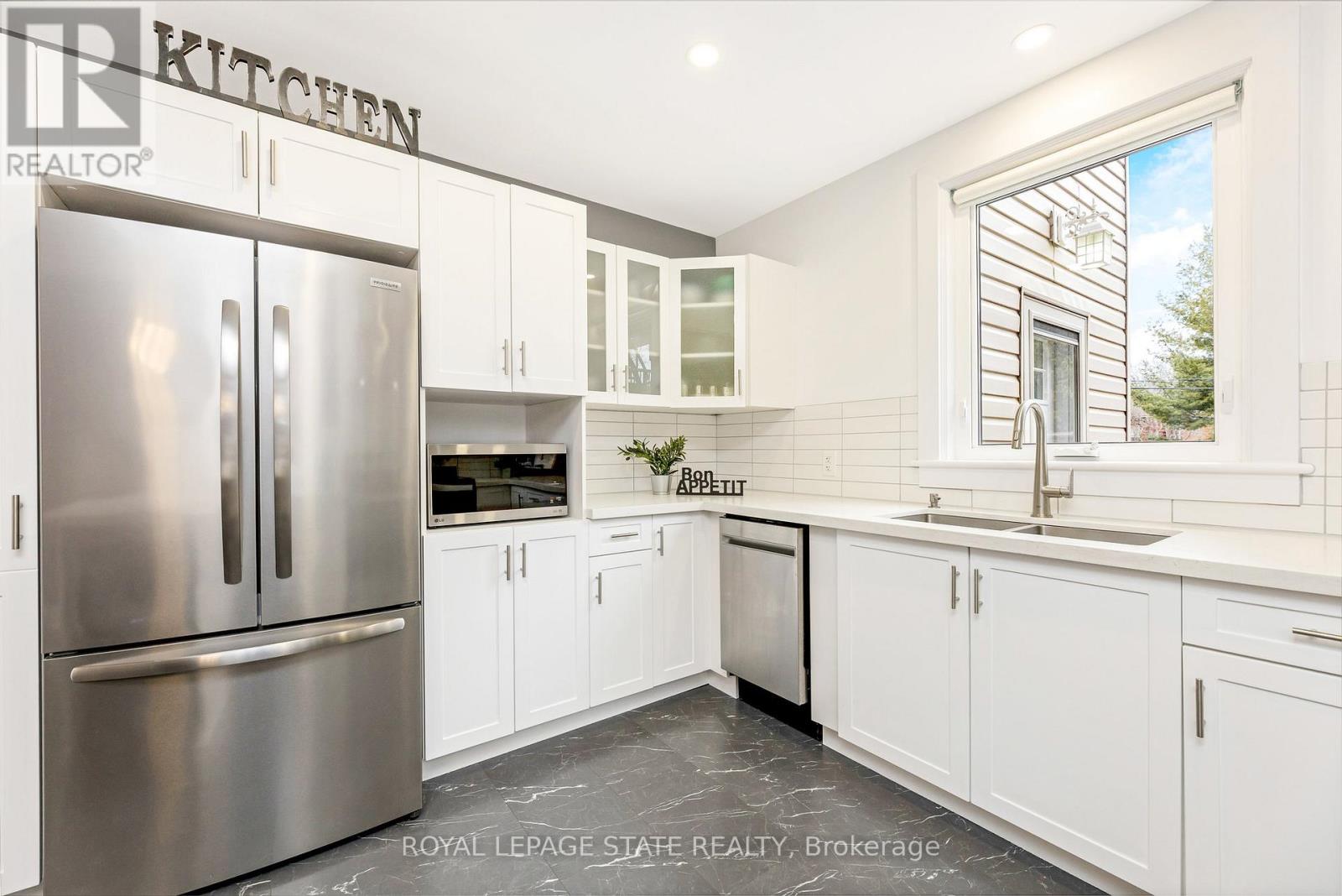 366 Aberdeen Avenue Property Photo 15