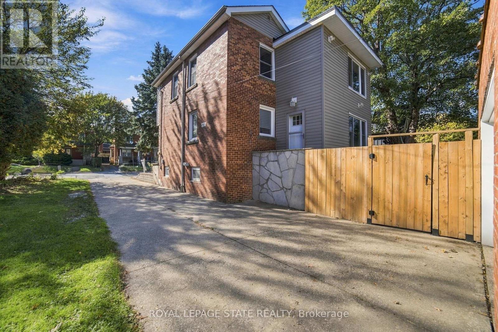 366 Aberdeen Avenue Property Photo 37