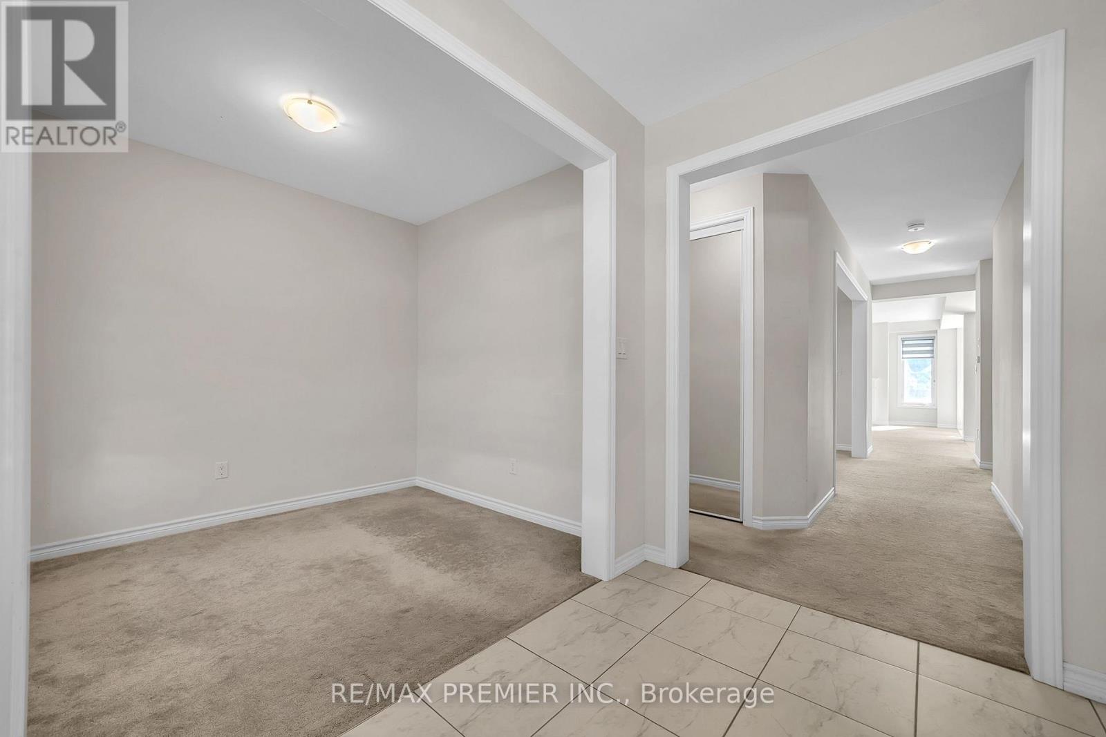 7784 Tupelo Crescent Property Photo 2