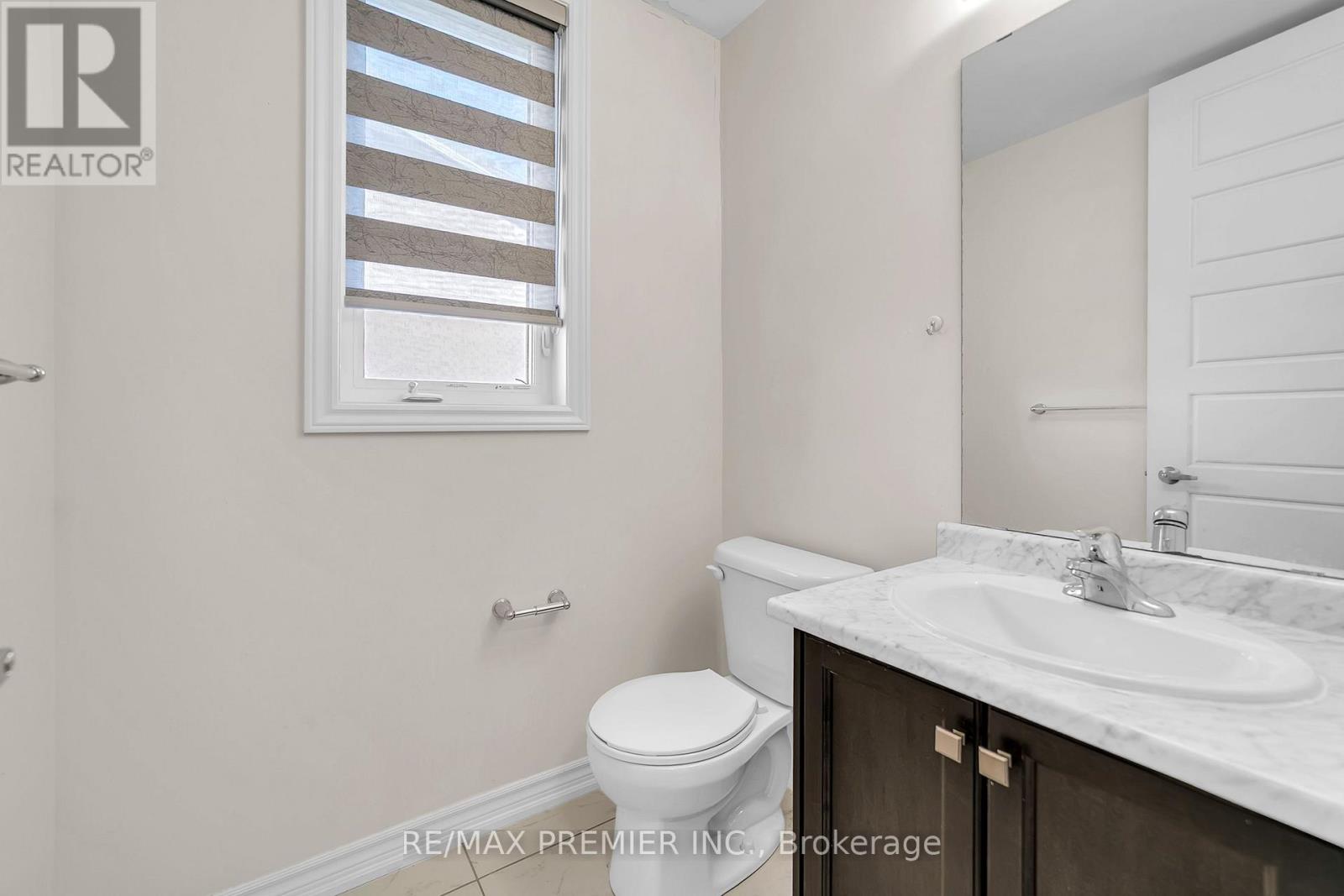 7784 Tupelo Crescent Property Photo 14