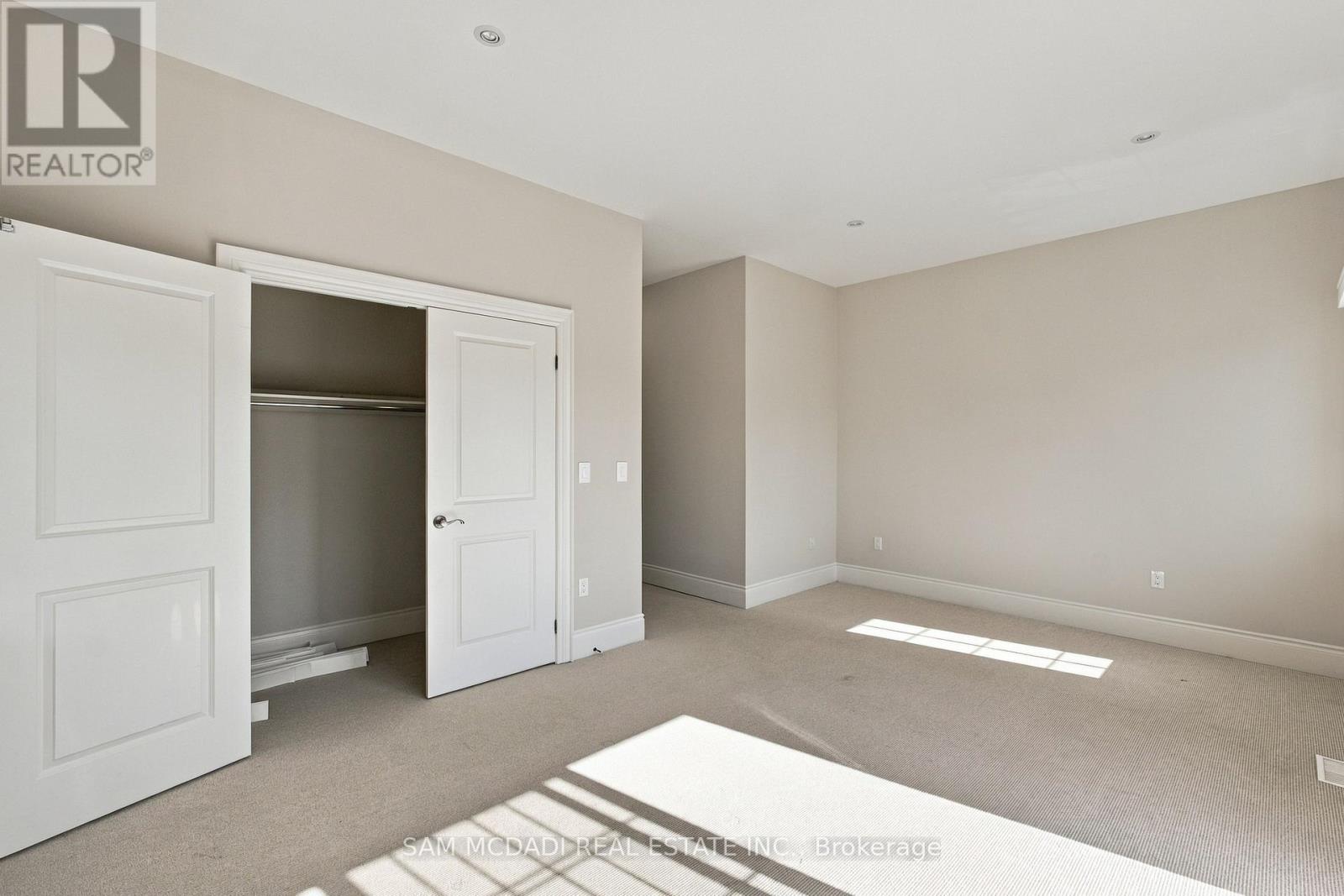 305 - 133 Park Street Property Photo 17