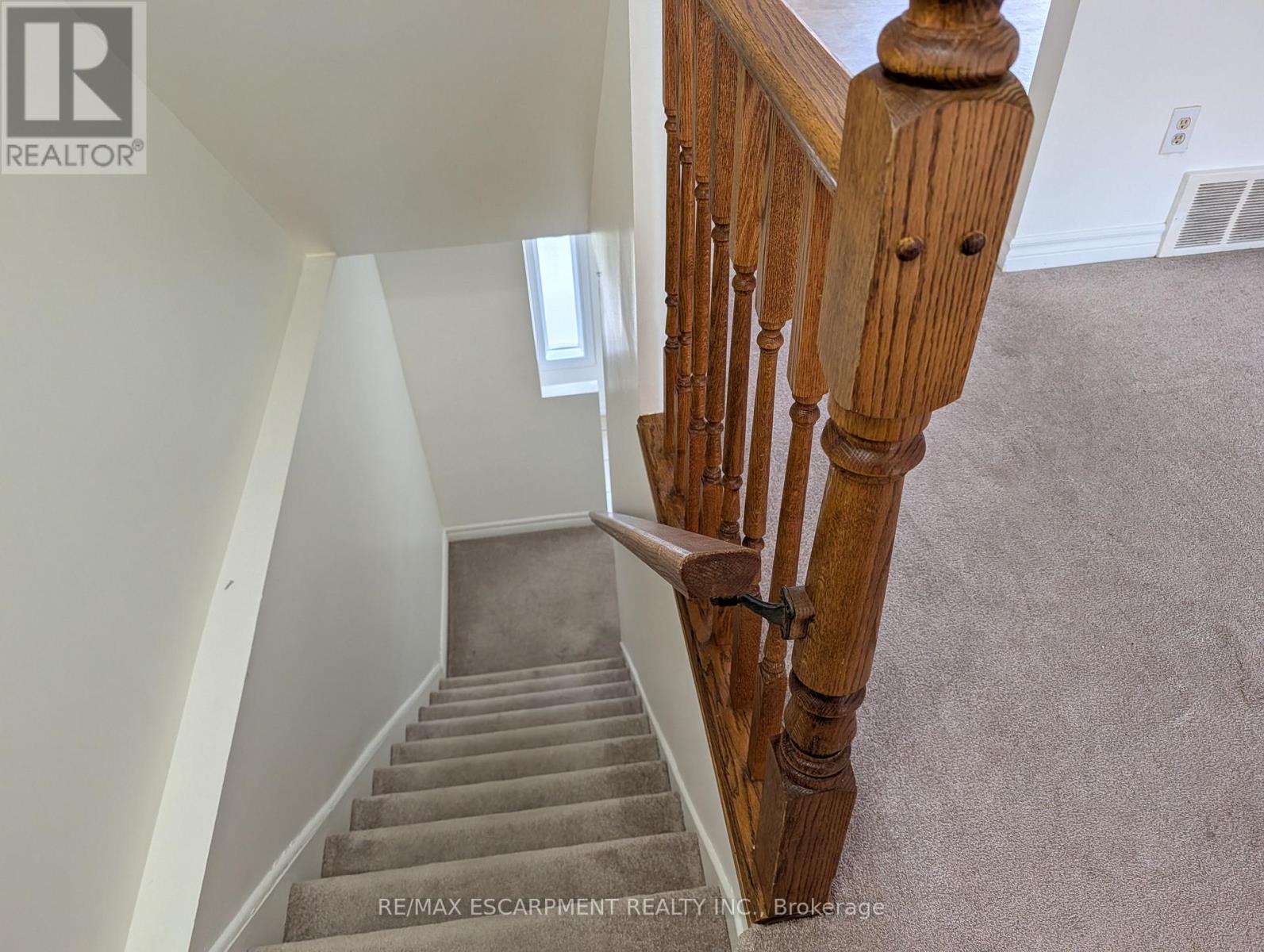 70 - 145 Rice Avenue Property Photo 5
