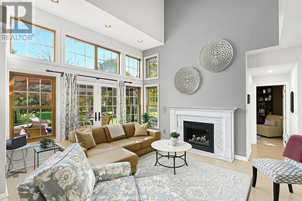 12 Weneil Drive Property Photo 10