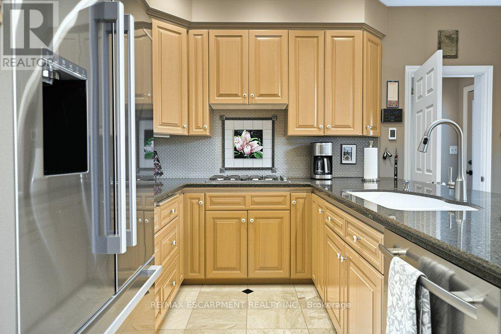 12 Weneil Drive Property Photo 14