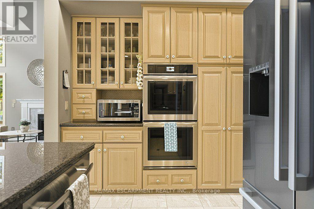 12 Weneil Drive Property Photo 15