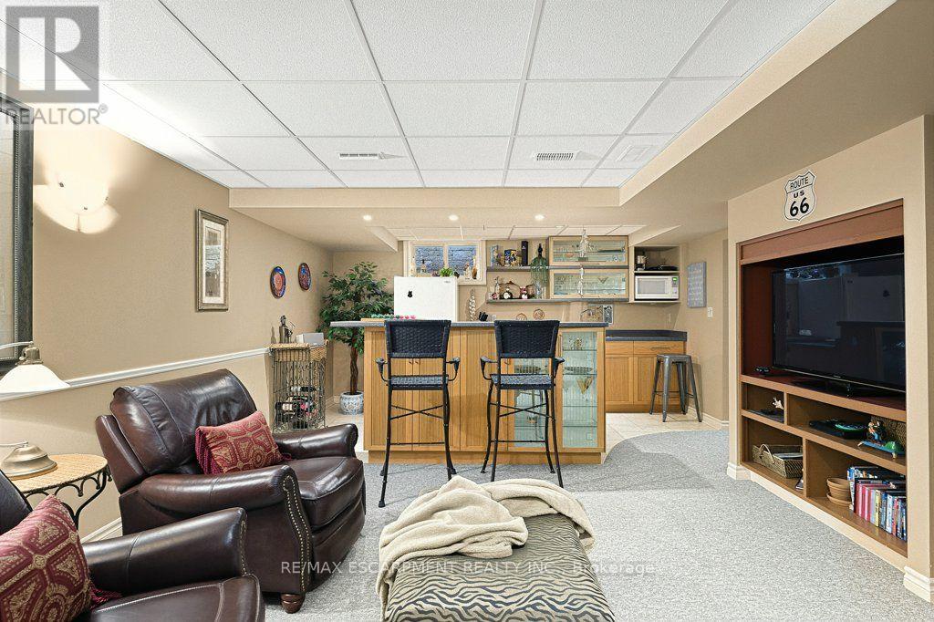 12 Weneil Drive Property Photo 31